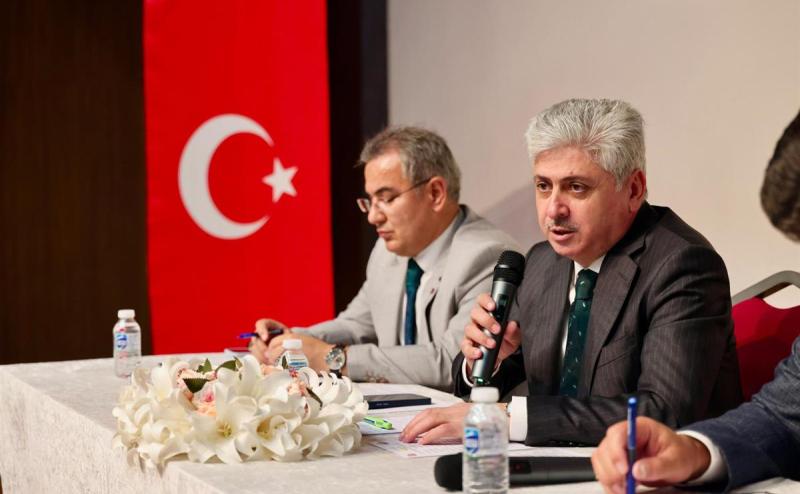 VALİ DOĞAN: AKYAZI’DA MUHTARLARLA  BİR ARAYA GELDİ 14.08.2026
