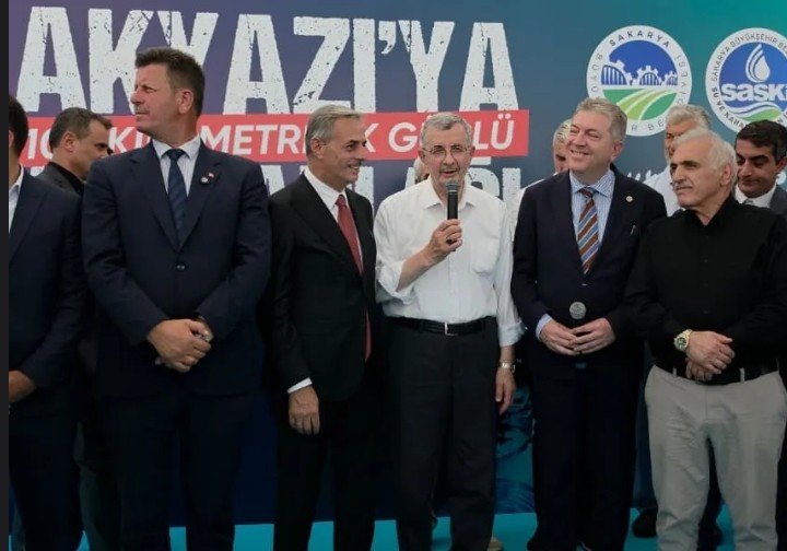 AKYAZI'DA SU İSHALE HATTI YENİLENİYOR 21.08.2026