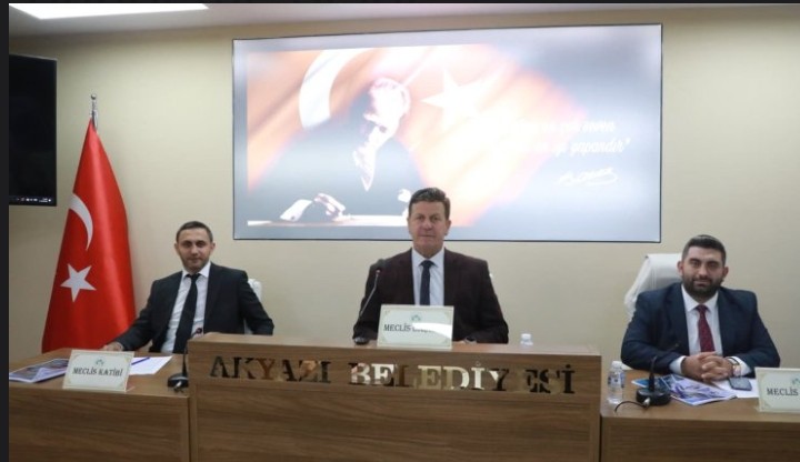 BAŞKAN SOYKAN'A KIZIL ELMA MİLLET BAHÇESİ VE 400 MILYON TL SORUSU 06.10.2026